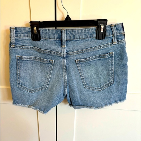Gap Maternity Jean Shorts with Side Panels Size 25 - Picture 2 of 2